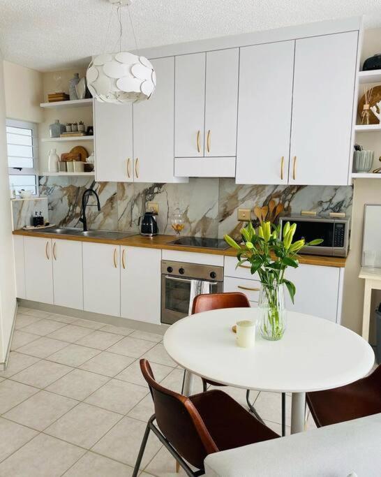 A Zen And Chic Beachfront Apartment Swakopmund Exterior photo